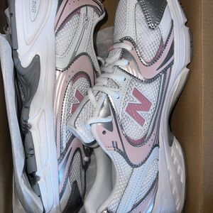 New Balance Women's Pink and Gray Sneakers